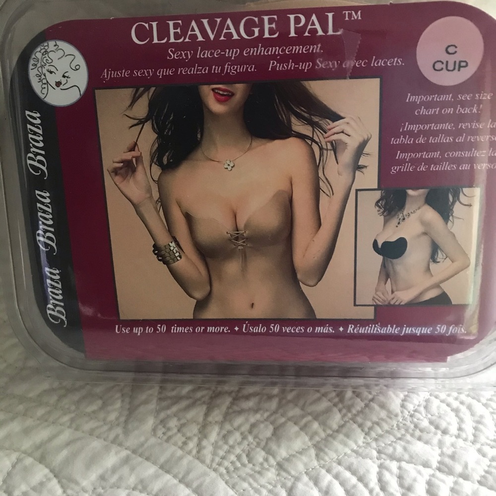 Braza Cleavage Pal  Adhesive Bra